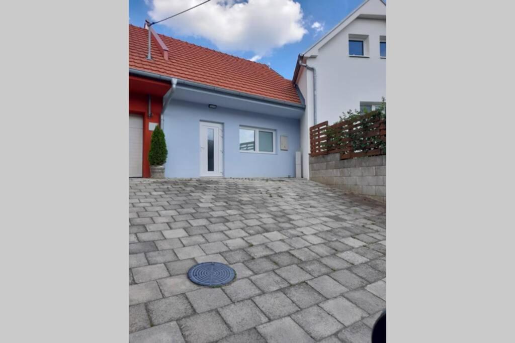 Domek Verunka V Malebne Vesnicce Na Jizni Morave Svatoborice Zewnętrze zdjęcie